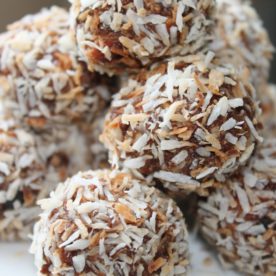 Dark Chocolate, Date, Coconut and Protein Truffles with Crunchy Almonds